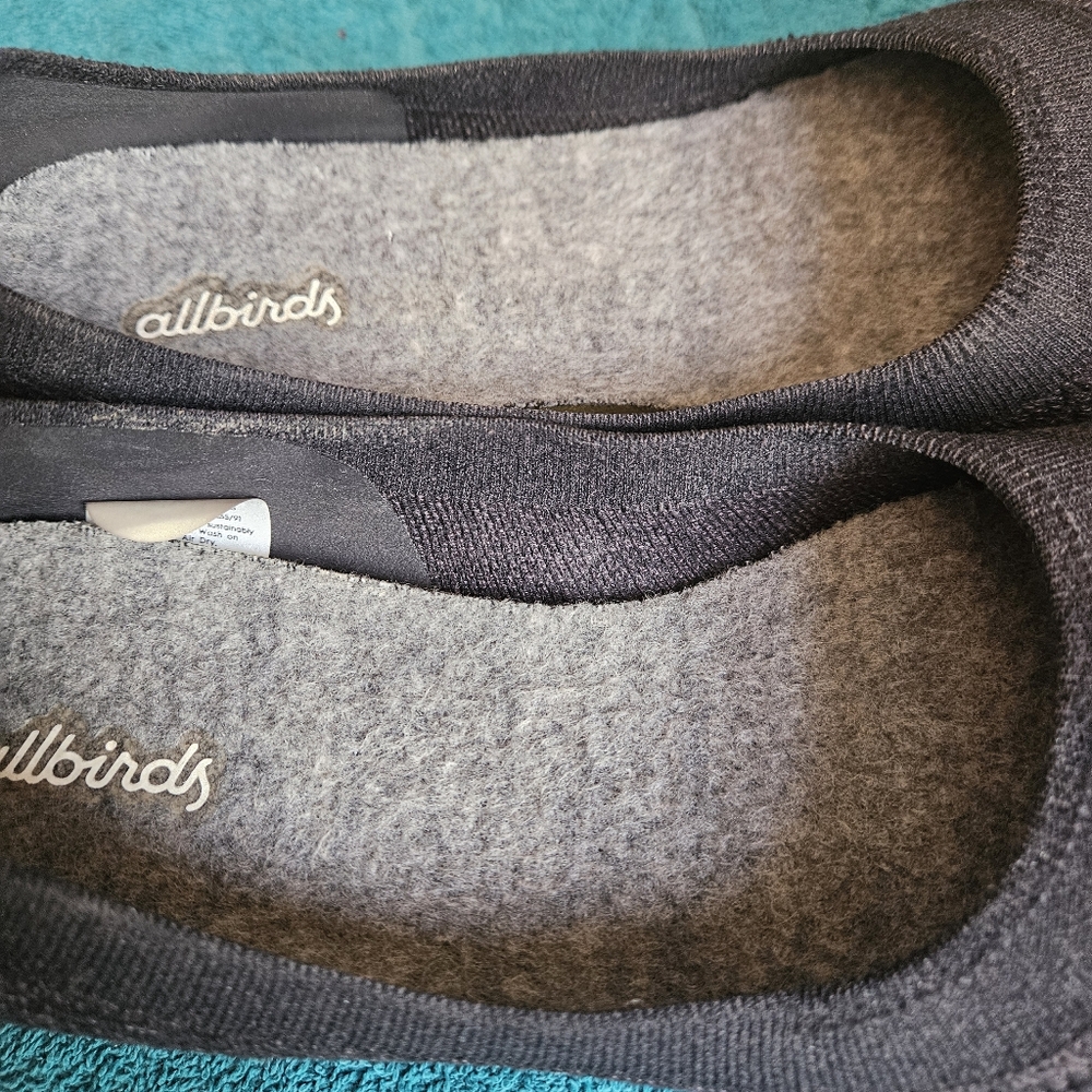 Allbirds Women's Black Flats - Picture 3 of 11